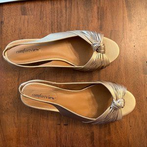 Extra-wide Slingback Shoes